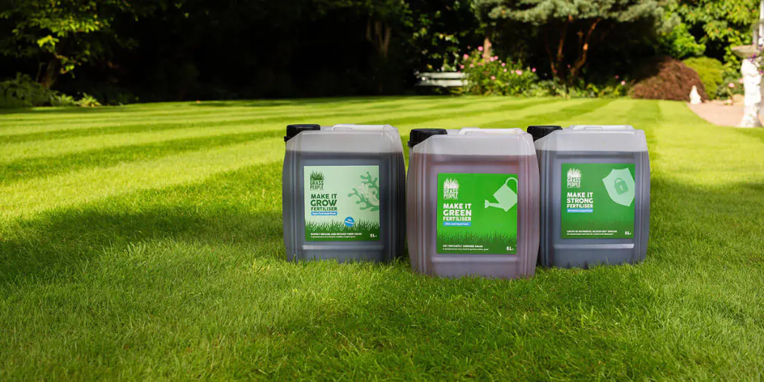 How to choose liquid fertiliser for lawns