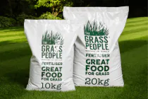 SLOW RELEASE: Spring / Summer Fertiliser - 1